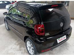 VOLKSWAGEN - FOX - 2011/2012 - Preta - R$ 37.900,00