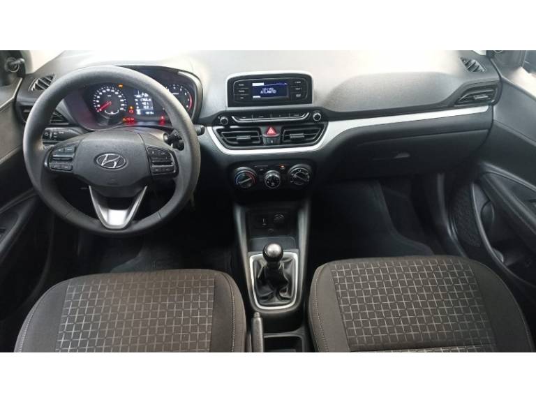 HYUNDAI - HB20 - 2022/2023 - Preta - R$ 60.900,00