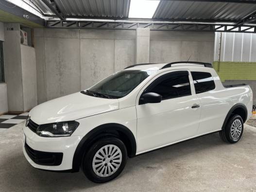 VOLKSWAGEN - SAVEIRO - 2014/2015 - Branca - R$ 59.900,00