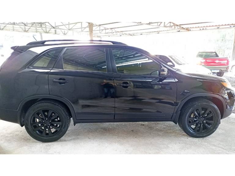 KIA MOTORS - SORENTO - 2010/2011 - Preta - R$ 59.900,00