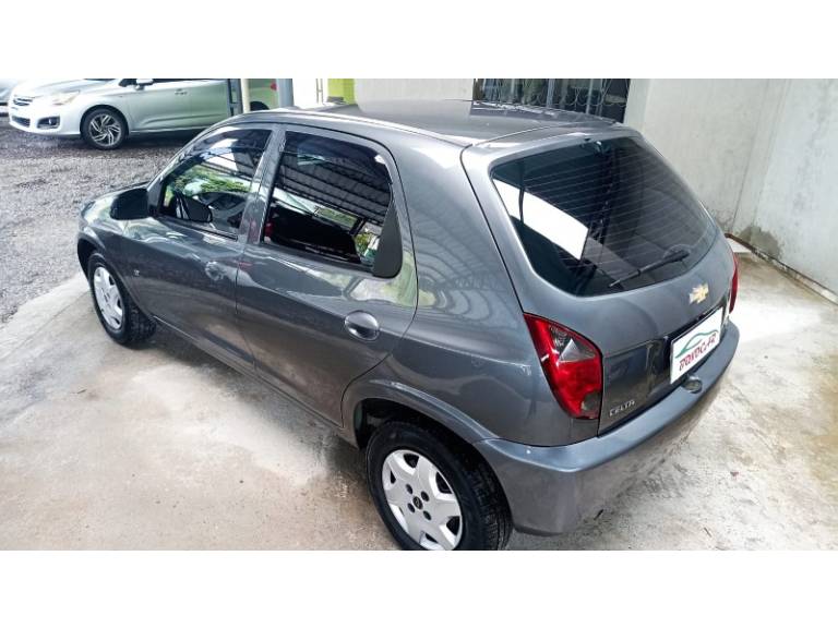CHEVROLET - CELTA - 2011/2012 - Cinza - R$ 30.900,00