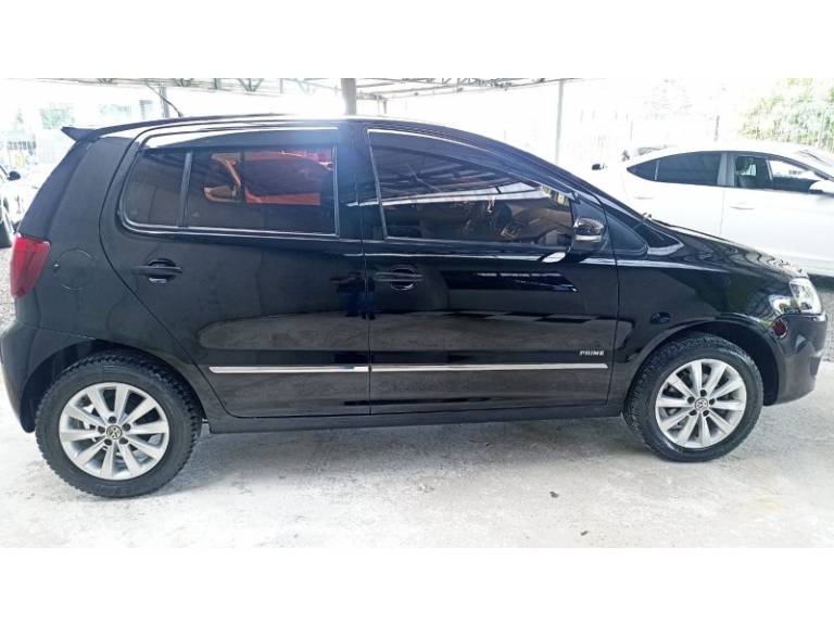 VOLKSWAGEN - FOX - 2011/2012 - Preta - R$ 37.900,00