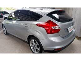 FORD - FOCUS - 2015/2015 - Prata - R$ 55.900,00