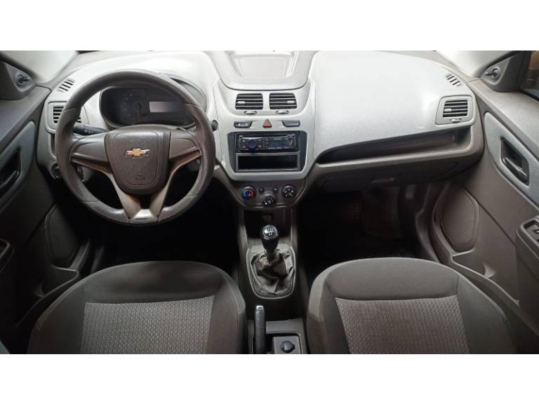 CHEVROLET - COBALT - 2012/2012 - Bege - R$ 37.900,00