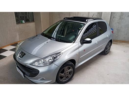 PEUGEOT - 207 - 2010/2011 - Prata - R$ 24.900,00