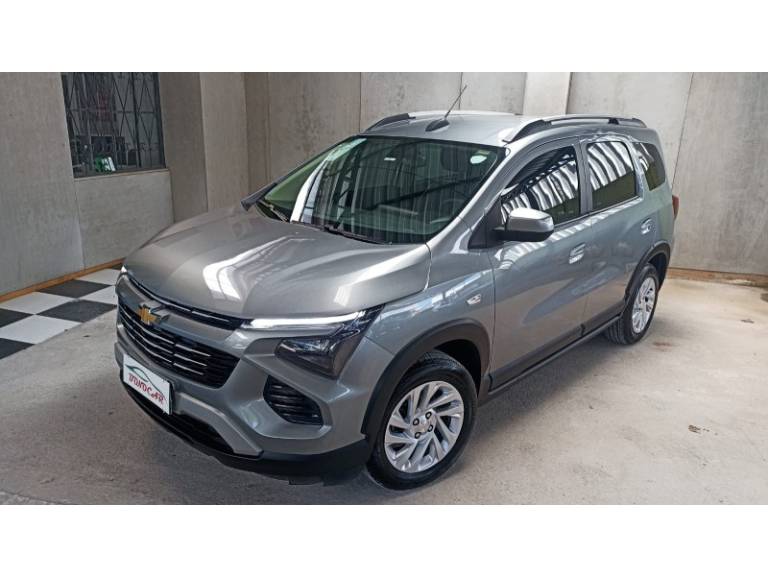 CHEVROLET - SPIN - 2025/2025 - Prata - R$ 129.900,00