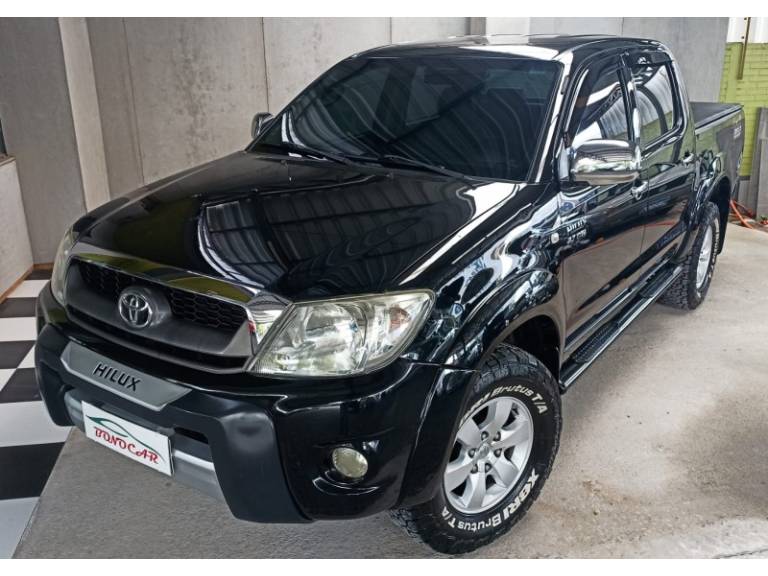 TOYOTA - HILUX - 2009/2009 - Preta - R$ 84.900,00