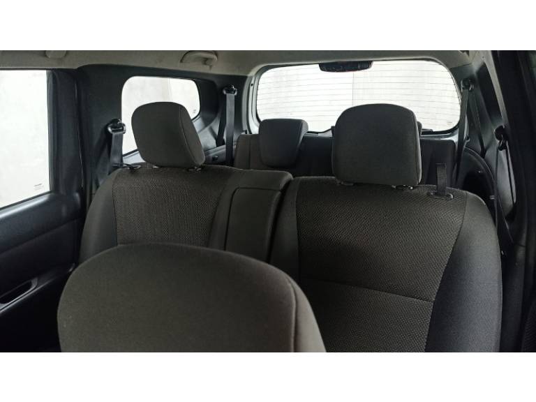 NISSAN - GRAND LIVINA - 2011/2012 - Prata - R$ 39.900,00