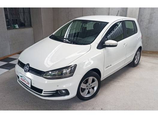 VOLKSWAGEN - FOX - 2017/2018 - Branca - R$ 55.900,00