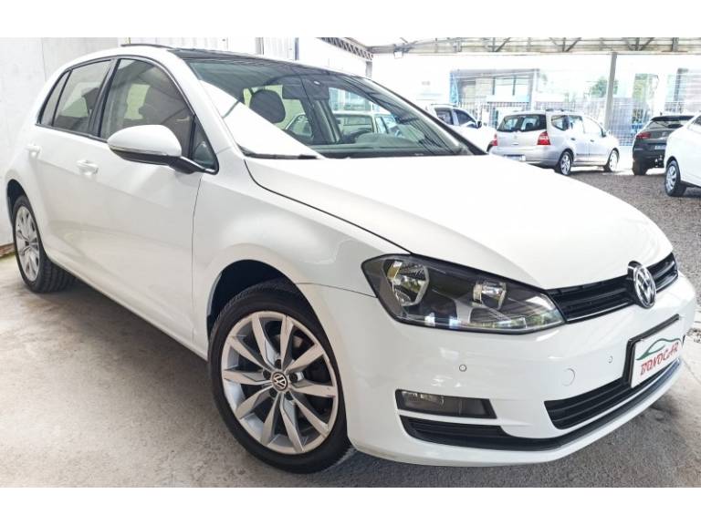 VOLKSWAGEN - GOLF - 2014/2014 - Branca - R$ 75.900,00