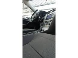 VOLKSWAGEN - GOLF - 2014/2014 - Branca - R$ 75.900,00