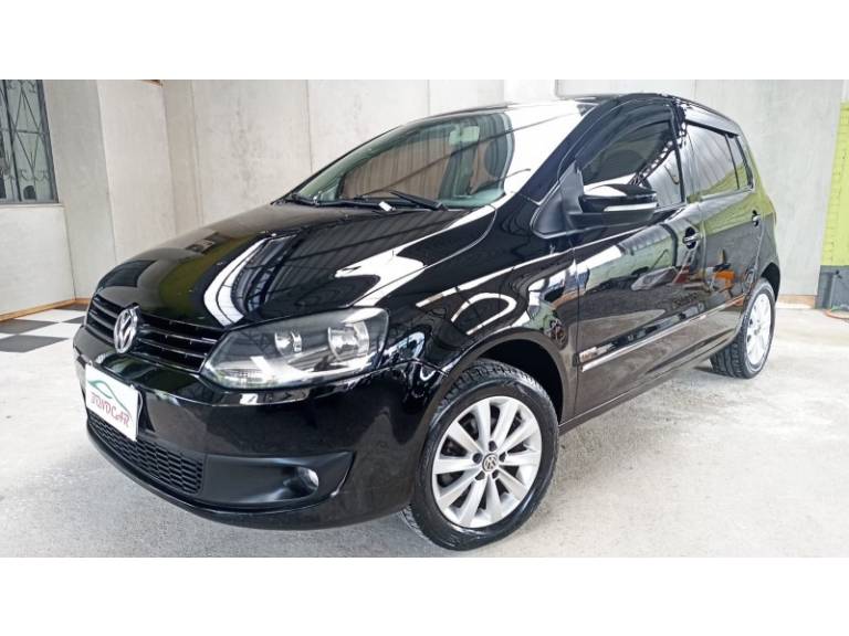 VOLKSWAGEN - FOX - 2011/2012 - Preta - R$ 37.900,00