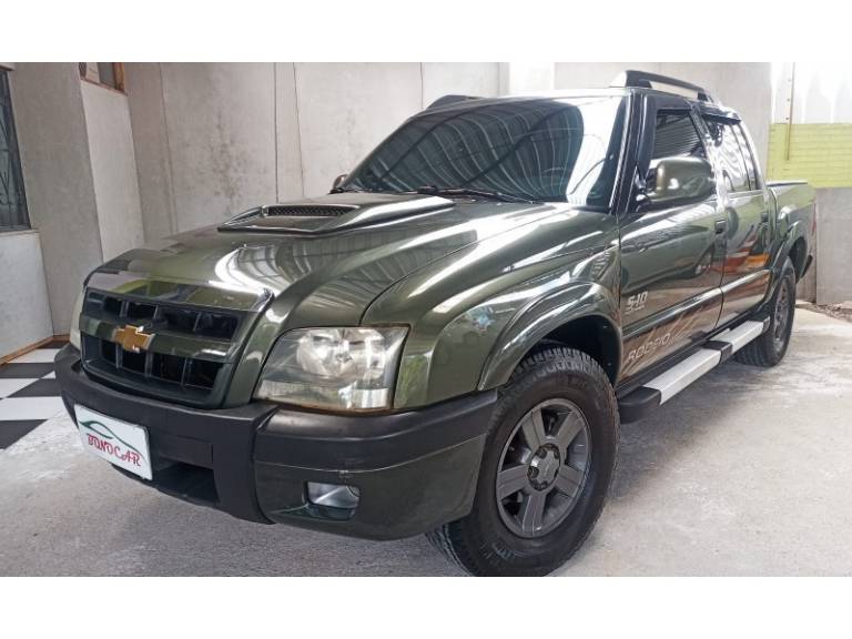 CHEVROLET - S10 - 2011/2011 - Verde - R$ 65.900,00