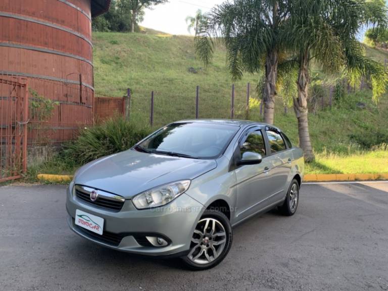 FIAT - SIENA - 2013/2014 - Cinza - R$ 43.900,00