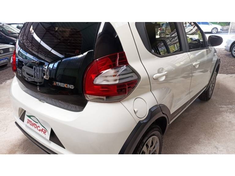 FIAT - MOBI - 2021/2022 - Branca - R$ 54.900,00