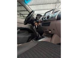 MITSUBISHI - L200 TRITON - 2013/2013 - Prata - R$ 84.900,00