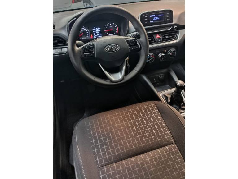 HYUNDAI - HB20 - 2022/2023 - Preta - R$ 60.900,00