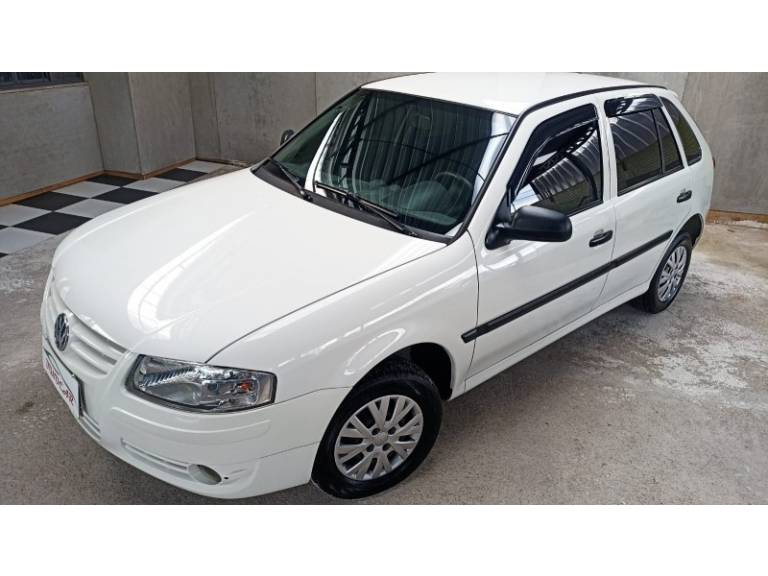 VOLKSWAGEN - GOL - 2013/2013 - Branca - R$ 30.900,00