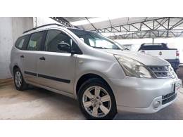 NISSAN - GRAND LIVINA - 2011/2012 - Prata - R$ 39.900,00