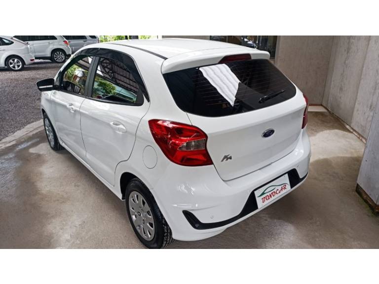 FORD - KA - 2018/2019 - Branca - R$ 45.900,00
