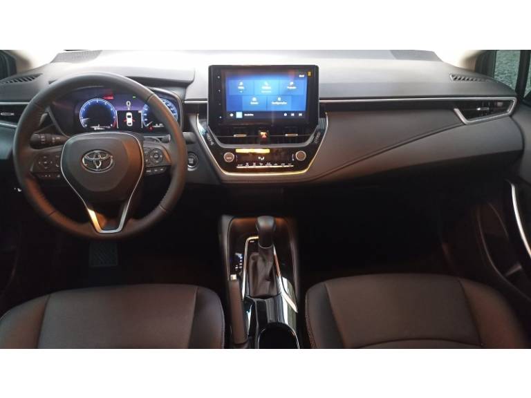TOYOTA - COROLLA - 2024/2024 - Preta - R$ 149.900,00