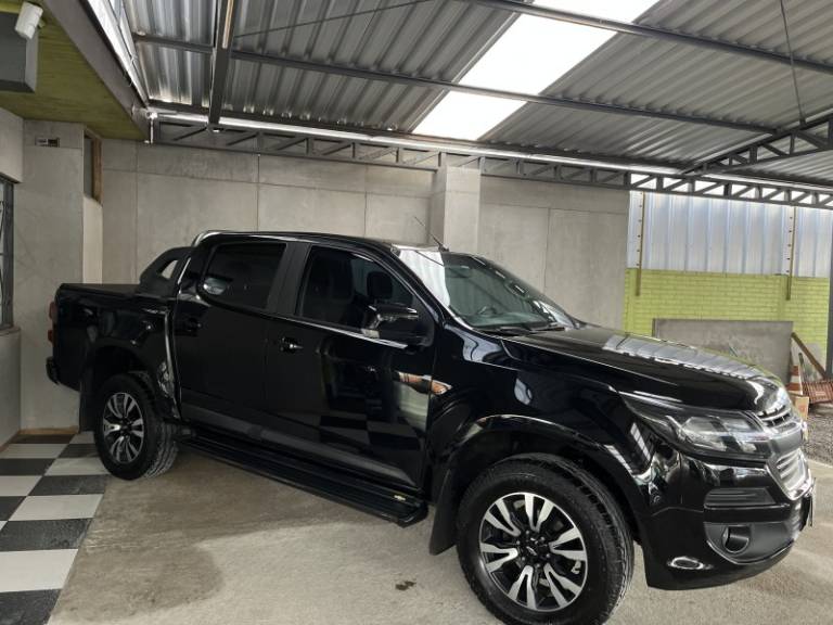CHEVROLET - S10 - 2018/2019 - Preta - R$ 125.900,00