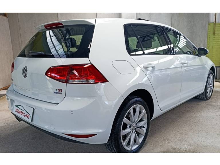 VOLKSWAGEN - GOLF - 2014/2014 - Branca - R$ 75.900,00
