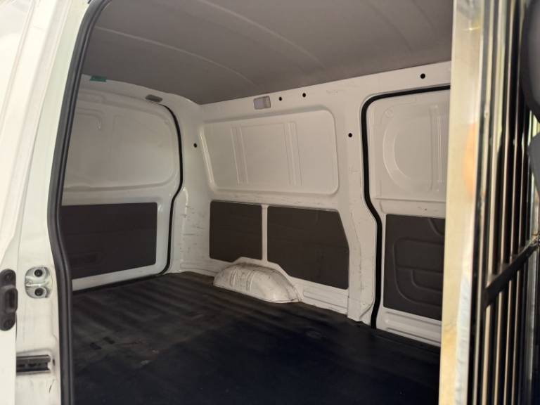 EFFA - V25 FURGÃO - 2024/2024 - Branca - R$ 79.900,00