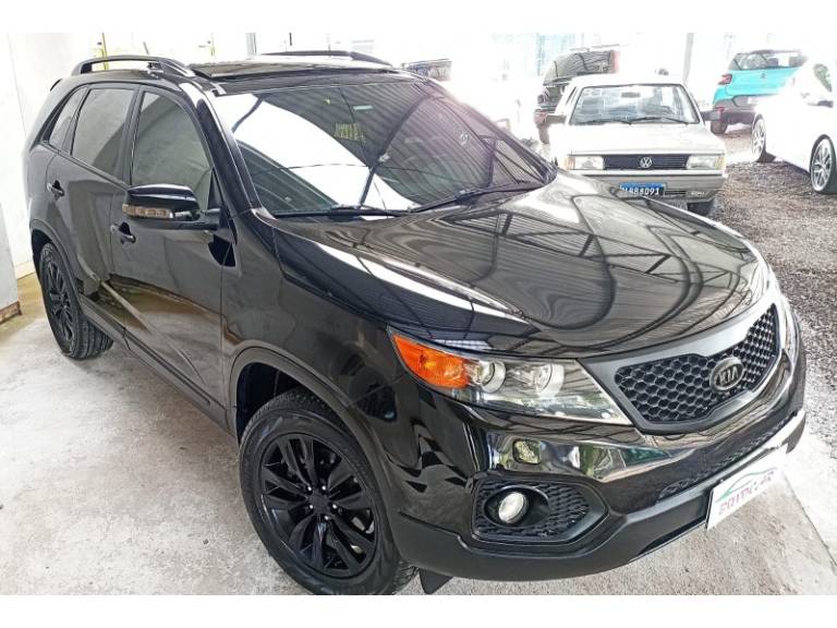 KIA MOTORS - SORENTO - 2010/2011 - Preta - R$ 59.900,00