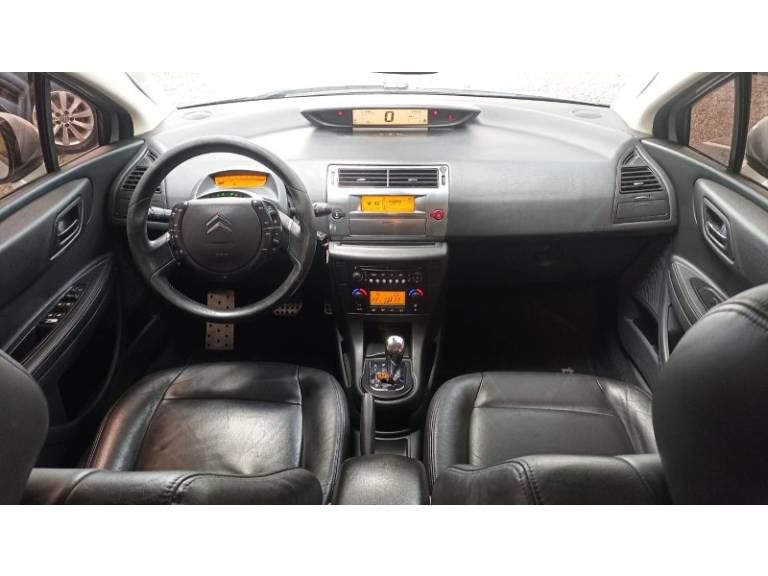 CITROËN - C4 - 2012/2013 - Prata - R$ 35.900,00