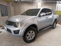 MITSUBISHI - L200 TRITON - 2013/2013 - Prata - R$ 84.900,00