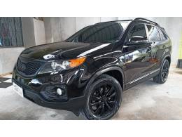 KIA MOTORS - SORENTO - 2010/2011 - Preta - R$ 59.900,00