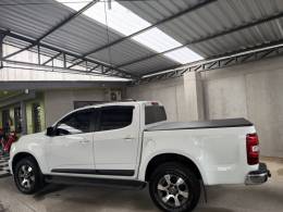 CHEVROLET - S10 - 2012/2013 - Branca - R$ 99.900,00