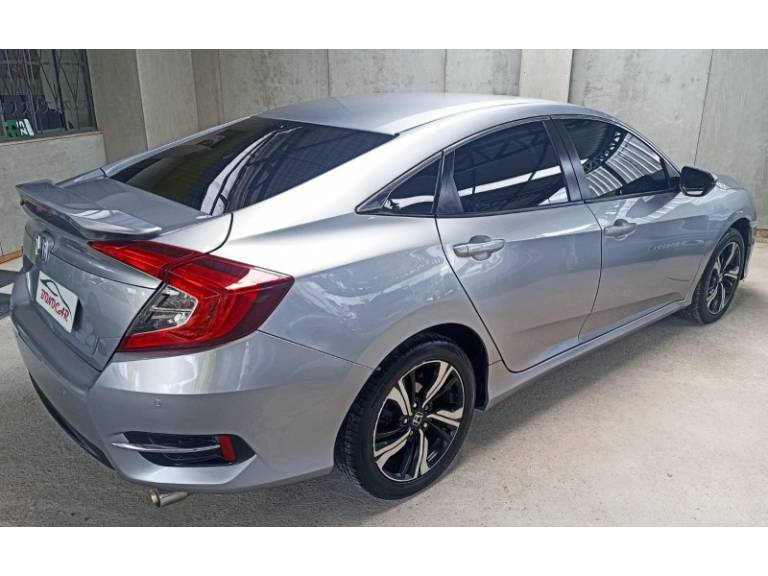 HONDA - CIVIC - 2017/2017 - Prata - R$ 105.900,00