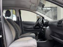 VOLKSWAGEN - CROSSFOX - 2006/2007 - Preta - R$ 32.900,00