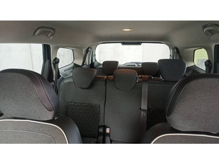 CHEVROLET - SPIN - 2025/2025 - Prata - R$ 129.900,00