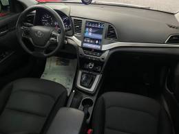 HYUNDAI - ELANTRA - 2016/2017 - Branca - R$ 79.900,00