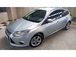 FORD - FOCUS - 2015/2015 - Prata - R$ 55.900,00