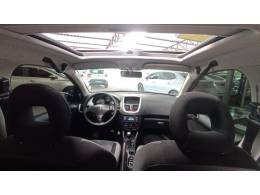 PEUGEOT - 207 - 2010/2011 - Prata - R$ 24.900,00
