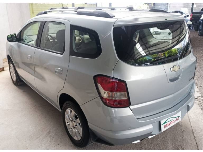 CHEVROLET - SPIN - 2012/2013 - Prata - R$ 48.900,00