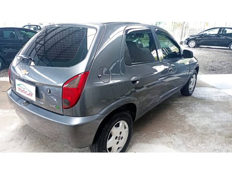 CHEVROLET - CELTA - 2011/2012 - Cinza - R$ 30.900,00
