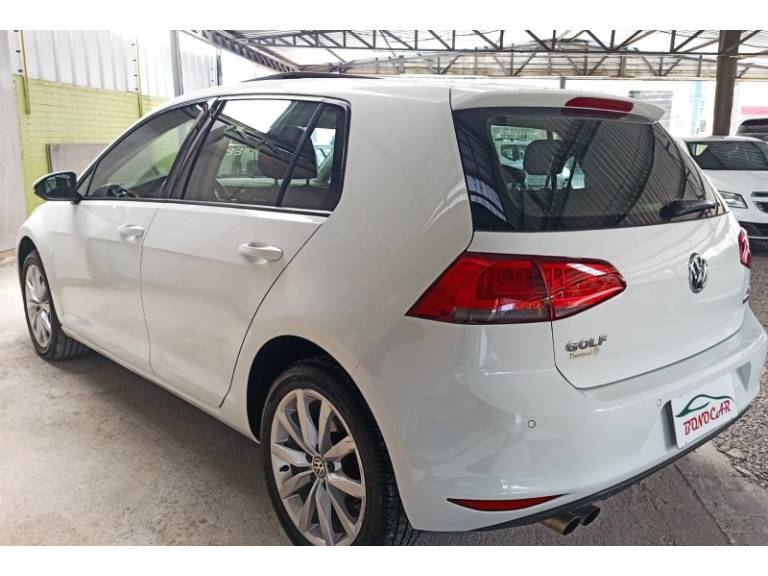 VOLKSWAGEN - GOLF - 2014/2014 - Branca - R$ 75.900,00