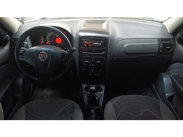 FIAT - SIENA - 2015/2015 - Branca - R$ 37.900,00