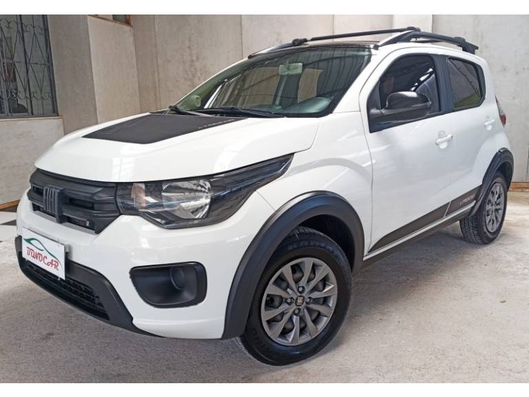 FIAT - MOBI - 2021/2022 - Branca - R$ 54.900,00