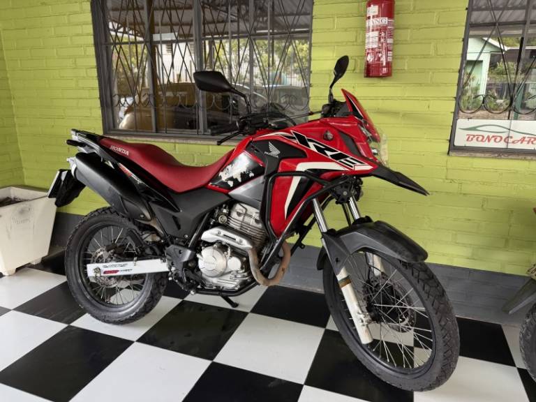 HONDA - XRE 300 - 2021/2022 - Vermelha - R$ 29.900,00