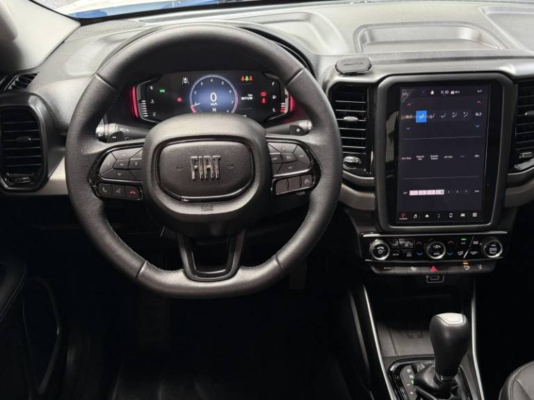 FIAT - TORO - 2024/2024 - Branca - R$ 142.900,00