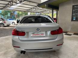 BMW - 328I - 2013/2014 - Prata - R$ 115.900,00