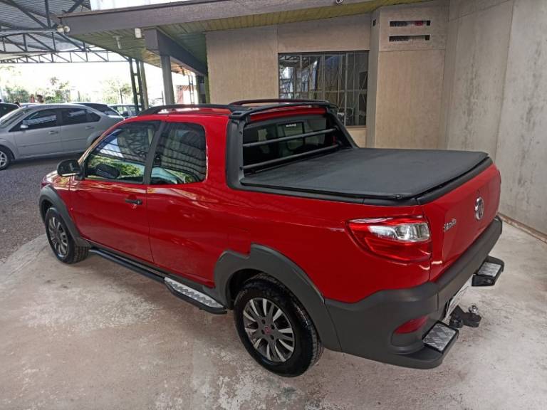 FIAT - STRADA - 2014/2014 - Vermelha - R$ 55.900,00