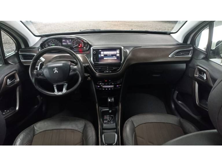 PEUGEOT - 2008 - 2017/2017 - Branca - R$ 59.900,00
