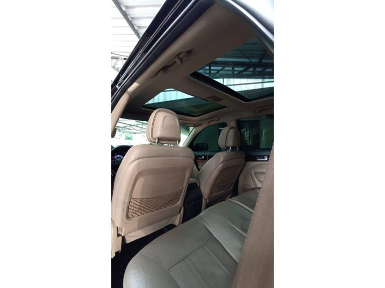 KIA MOTORS - SORENTO - 2010/2011 - Preta - R$ 59.900,00